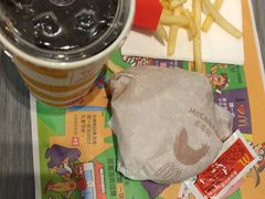 -麦当劳(美林湖店)