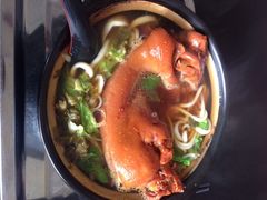 猪蹄面-小义乌砂锅拉面(海事共享区店)