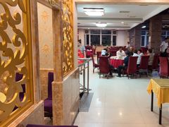 -鑫渔港海鲜本地菜·山海关浑锅(东戴河店)