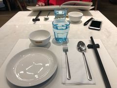 餐具摆设-港丽餐厅(高德置地店)