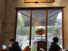 靠窗位-25#COFFEE(古地石店)