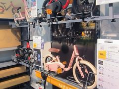 -迪卡侬(西三旗店)