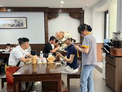 -蟹上黄·蟹黄面·江南糖水(人民广场店)