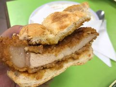 猪扒包-胜利茶餐室