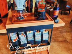 零售区-星巴克臻选(济南万达店)
