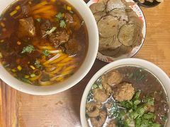 -矮子粉店1985·长沙米粉(湘春路店)