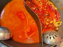 -鸿姐老火锅(静安店)