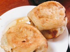 -宝瑞门钉肉饼店