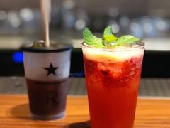 草莓白昼梦鸡尾酒版-星巴克臻选(世茂广场店)
