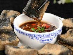 -庭湖之湘·鲜焗剁椒鱼头(内黄店)