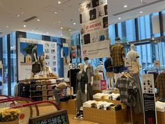 -优衣库(深圳万象天地旗舰店)