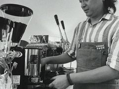 -Café Monson