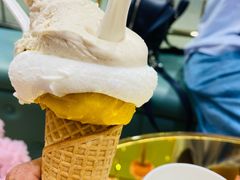 榛子冰激凌-VENCHI 闻绮(北京国贸商城店)