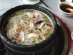 -鲁朗边巴次仁农家石锅