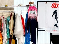 -丽华大酒店健身游泳馆