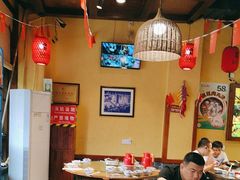 -富正毅三下锅(体育馆店)