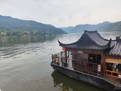 -严子陵钓台(富春江小三峡)