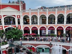 -佛罗伦萨小镇广佛名品奥特莱斯(疏港路店)