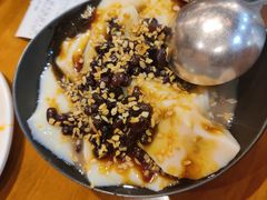 -爆炸头阿姨小四川正宗川味小吃(无任何分店)