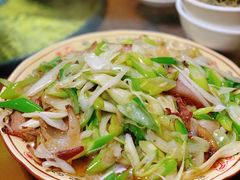 大葱腊肉-山间农家