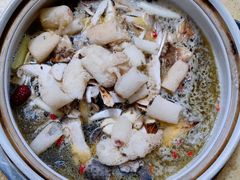 -东巴谷野生菌火锅餐厅