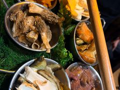 -一朵菌·野生菌探索家火锅(南亚店)