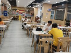 大堂-江城燕子大排档(江汉路步行街店)