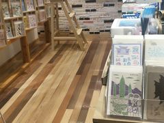 -猫的天空之城概念书店(束河店)