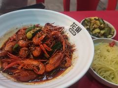 -龙巢盱眙龙虾·牛蛙·烧烤宵夜(八卦岭店)