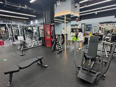 -VLines耀能运动24小时·月付制健身(京广桥店)