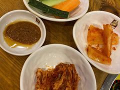 -喇喇排骨火锅·传统韩式脊骨汤(望京西园总店)