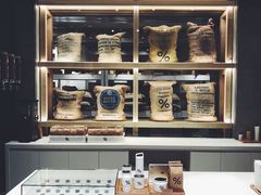 面包甜点陈列柜-% Arabica阿拉比卡咖啡烘焙工坊