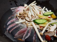 -鲜潭蒸汽石锅鱼(五道口购物中心店)