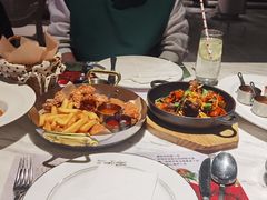 -九月里.自由花园餐厅