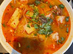 -大头虾越式风味餐厅(光明广场店)