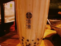 -湊湊火锅·茶憩(杭州湖滨银泰in77店)