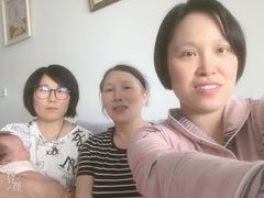 -秋歌护理·月嫂·育儿嫂(浦东医院店)
