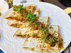 -LESCEDARS Brasserie Bistro香柏树