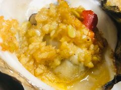-蚝哥花姐湛江烤生蚝(美丽湾市场店)