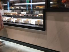 面包甜点陈列柜-Awfully Chocolate(嘉里城店)