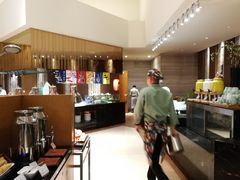 -月色西餐厅·海鲜刺身·烧烤(科学城保利郡雅酒店)