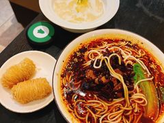 -金色印象·4k影院式足体养生(龙腾路店)