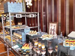 -大雁塔假日酒店·绿茵阁西餐厅