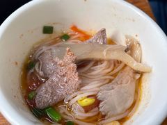 -李记特色罐罐米线(重庆中环大厦店)