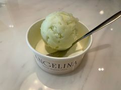 蜜瓜冰淇淋-Angelina安吉丽娜(恒隆广场店)