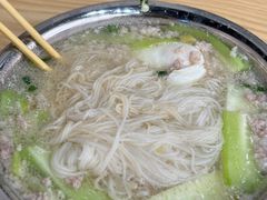 生汆粉-张记卤粉(南华店)