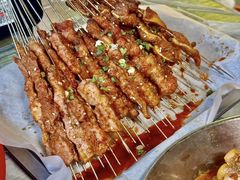 -江城燕子大排档(江汉路步行街店)