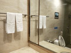 -张家界大成山水国际大酒店
