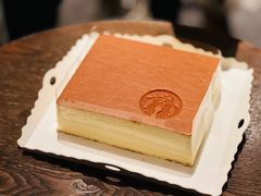 -星巴克臻选(南京金茂览秀城店)