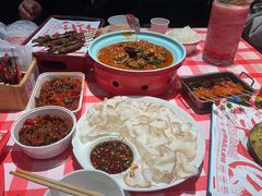 -辣小鲜·南昌大排档(船山路店)